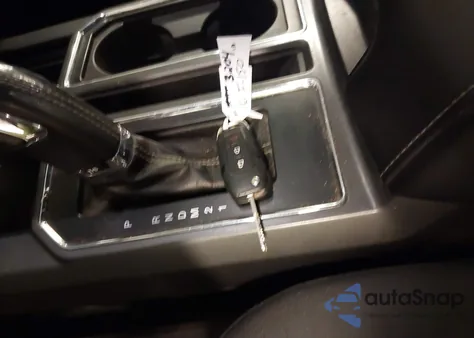 2016 Ford F-150 Xlt from USA, damaged, VIN 1FTFX1EF6GKG03204